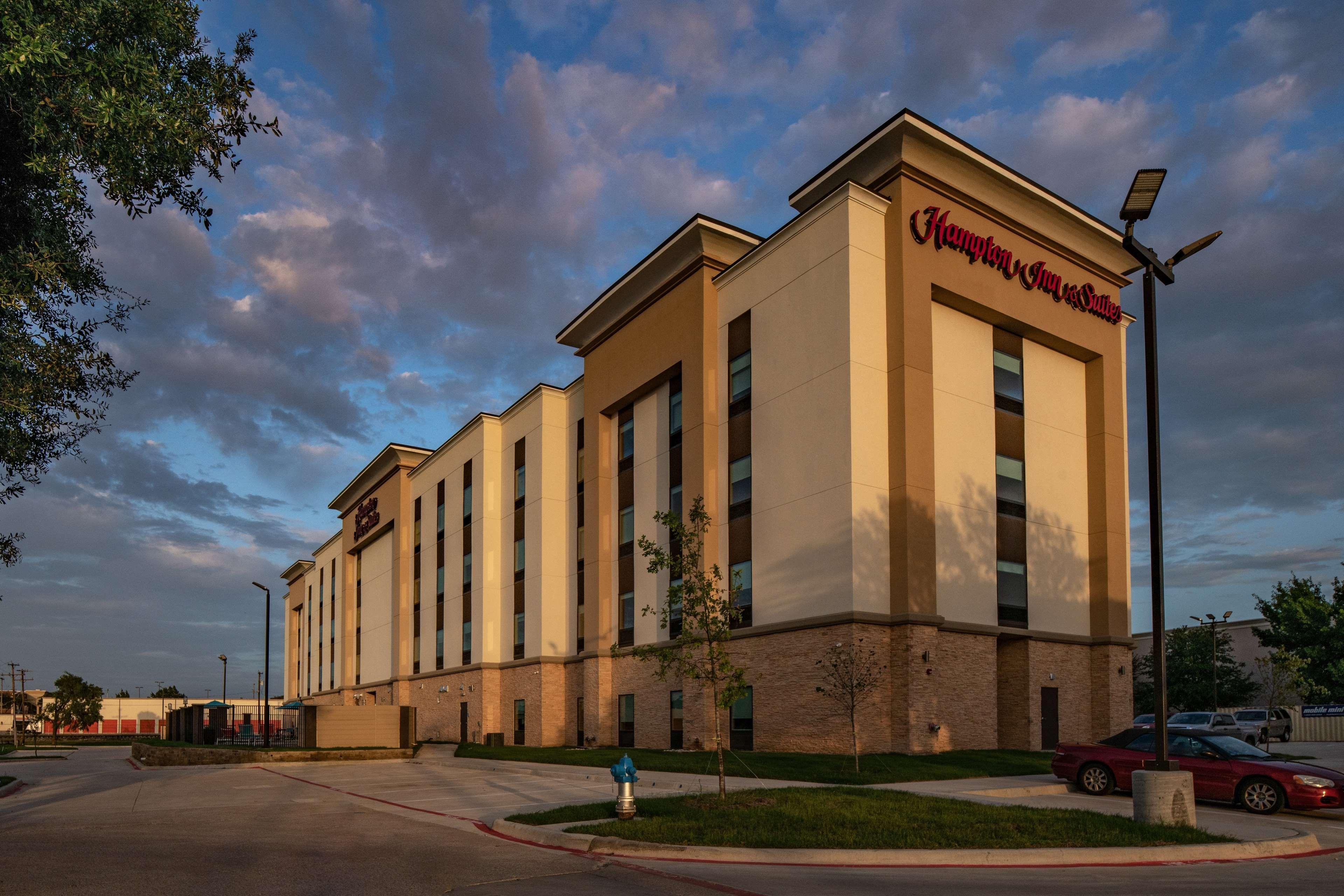 Hampton Inn & Suites Dallas/Plano Central Luaran gambar